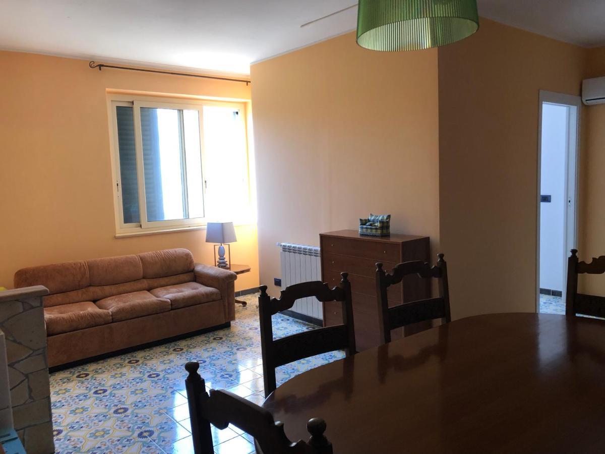 B&B Villa Zia Febronia Patti Kültér fotó