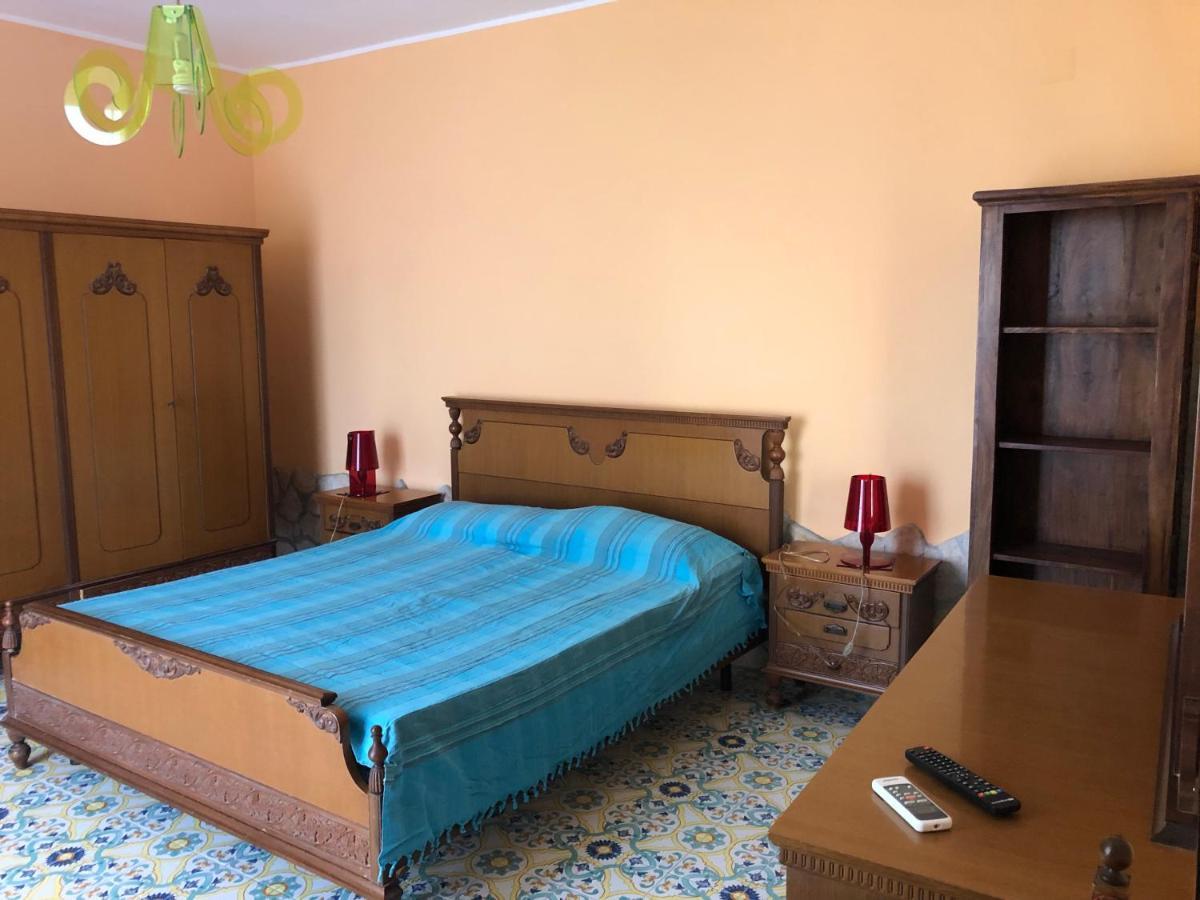 B&B Villa Zia Febronia Patti Kültér fotó