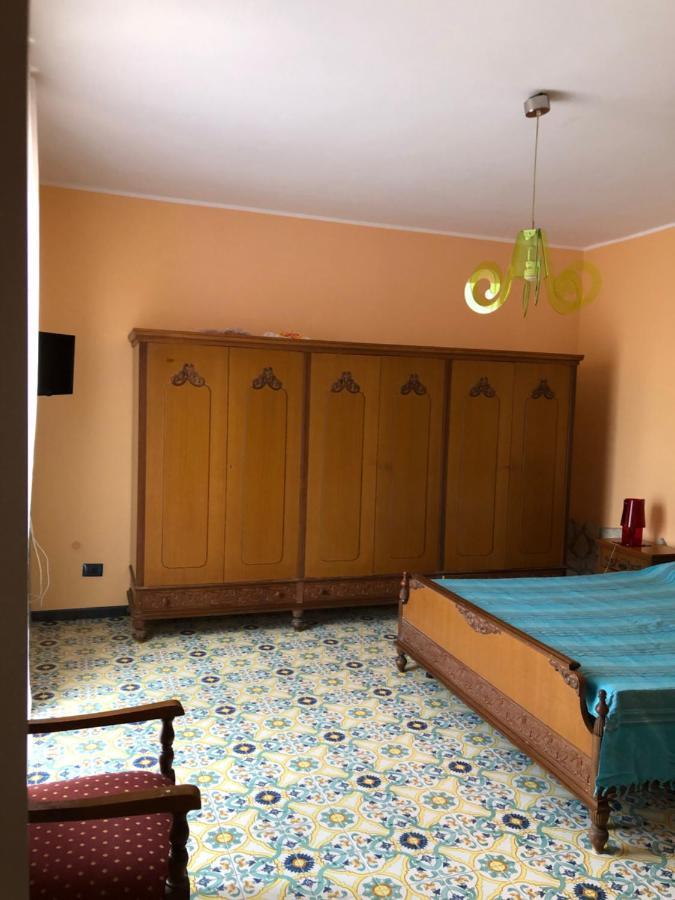 B&B Villa Zia Febronia Patti Kültér fotó
