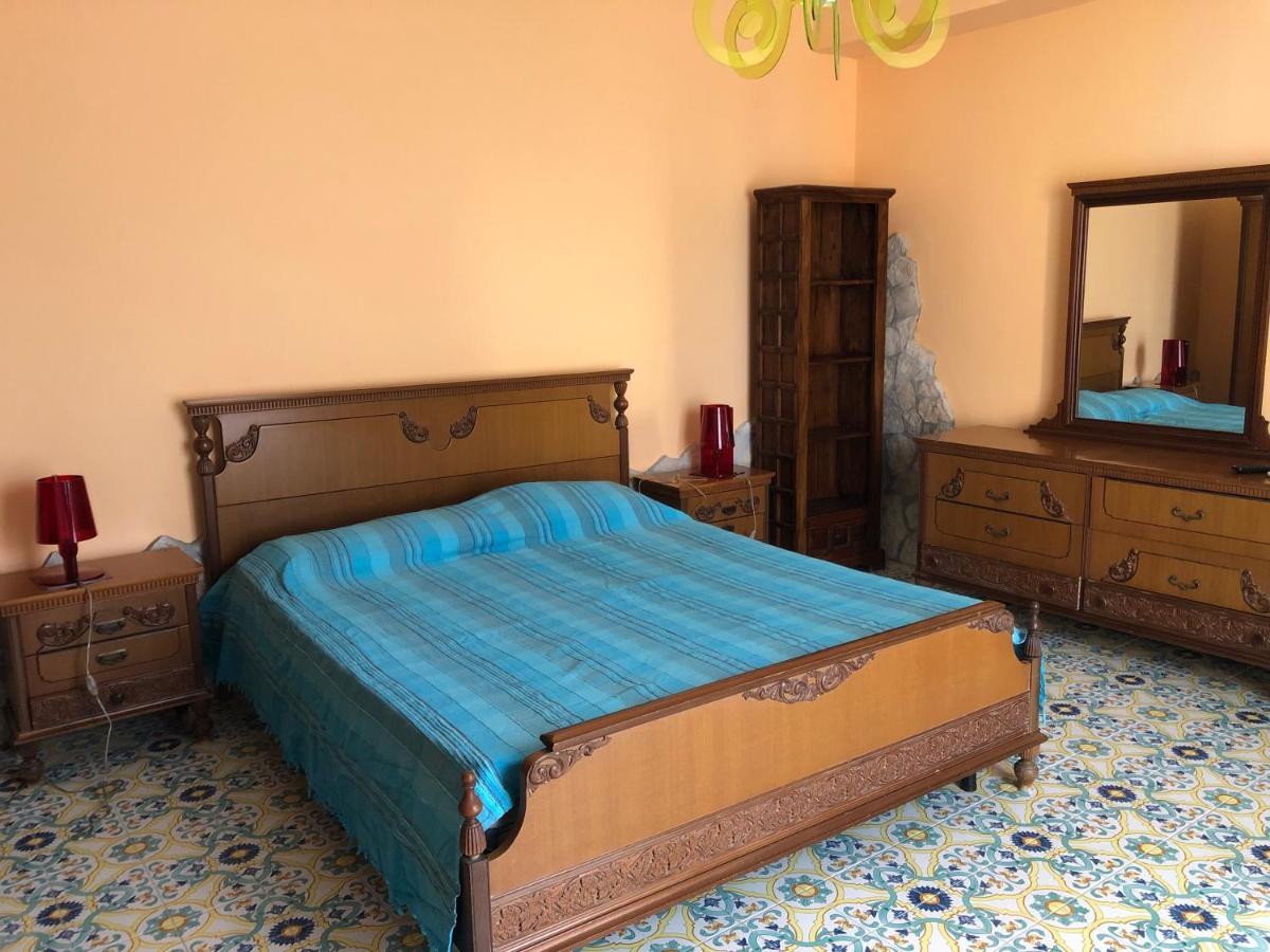 B&B Villa Zia Febronia Patti Kültér fotó