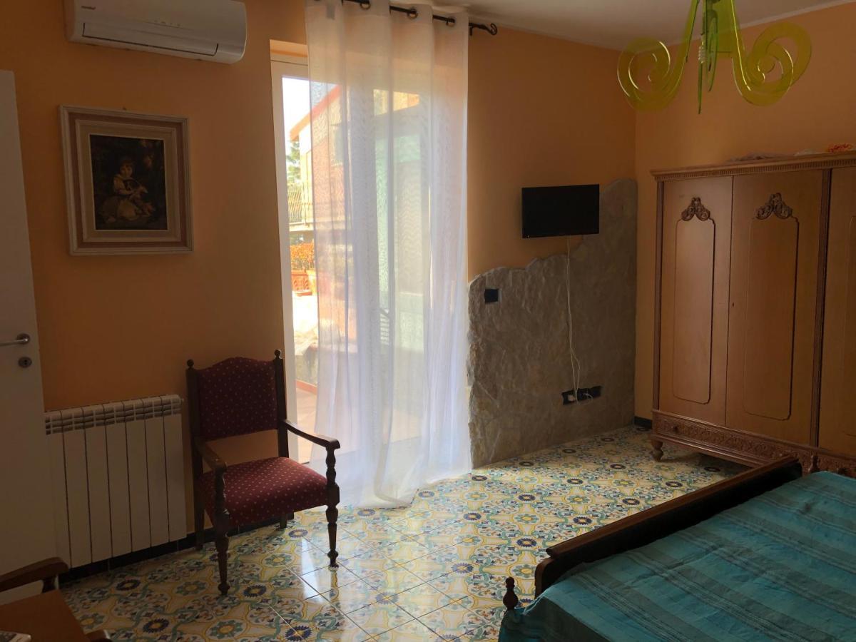 B&B Villa Zia Febronia Patti Kültér fotó