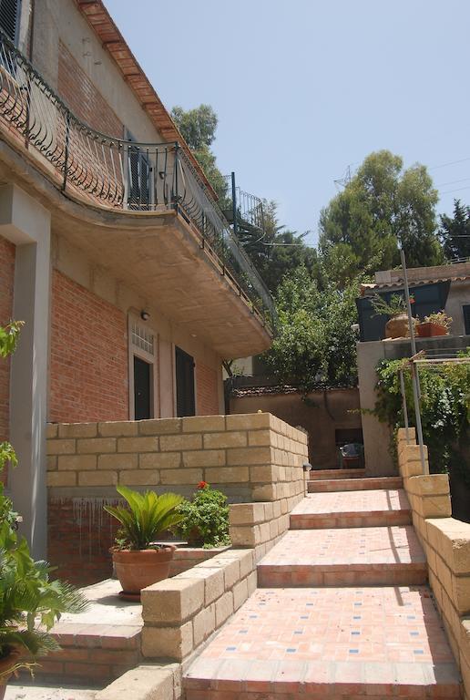 B&B Villa Zia Febronia Patti Kültér fotó