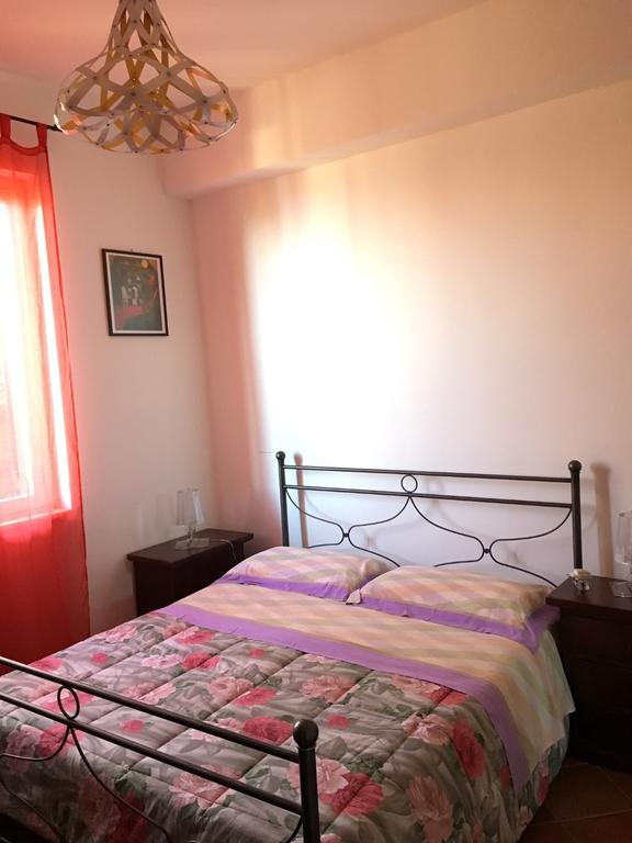 B&B Villa Zia Febronia Patti Kültér fotó