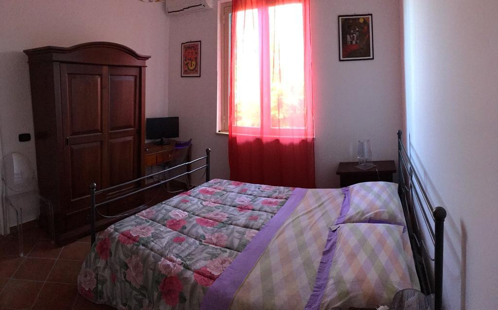 B&B Villa Zia Febronia Patti Kültér fotó